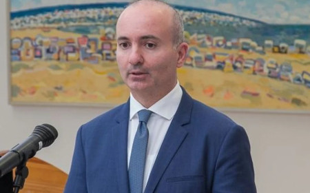 Rövşən Sadıqbəyli BMT-nin Cenevrə bölməsinə daimi nümayəndə təyin olunub 