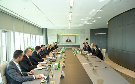“Xinjiang Joinworld Co., Ltd.” şirkəti ilə əməkdaşlıq imkanları müzakirə olunub