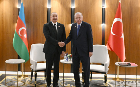 Prezident İlham Əliyevin Bişkekdə Türkiyə Prezidenti Rəcəb Tayyib Ərdoğanla görüşü olub 
