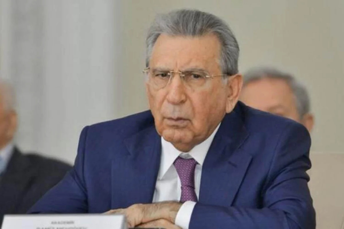 Rəyasət Heyətinin Ramiz Mehdiyevin AMEA üzvlüyündən çıxarılması qərarı təsdiq edilib