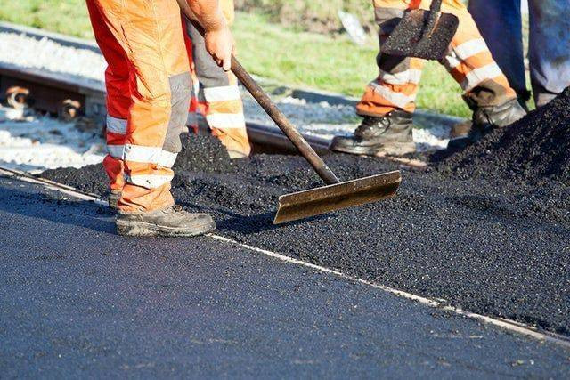 Hesablama Palatası: Regionlarda yol təmirinə tender yekunlaşmamış başlanılır