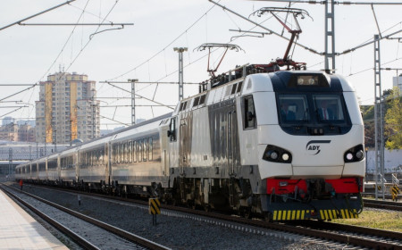 Bakı–Tbilisi–Bakı marşrutu üzrə gündəlik qatar reyslərinin sayı 4-ə çatdırılır